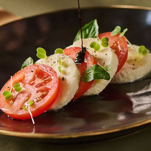 CAPRESE SALAD